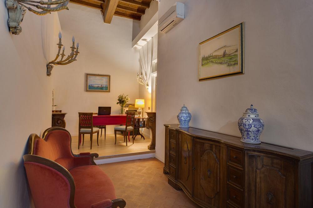 מלון פירנצה Residenza D'Epoca Borgo Albizi מראה חיצוני תמונה